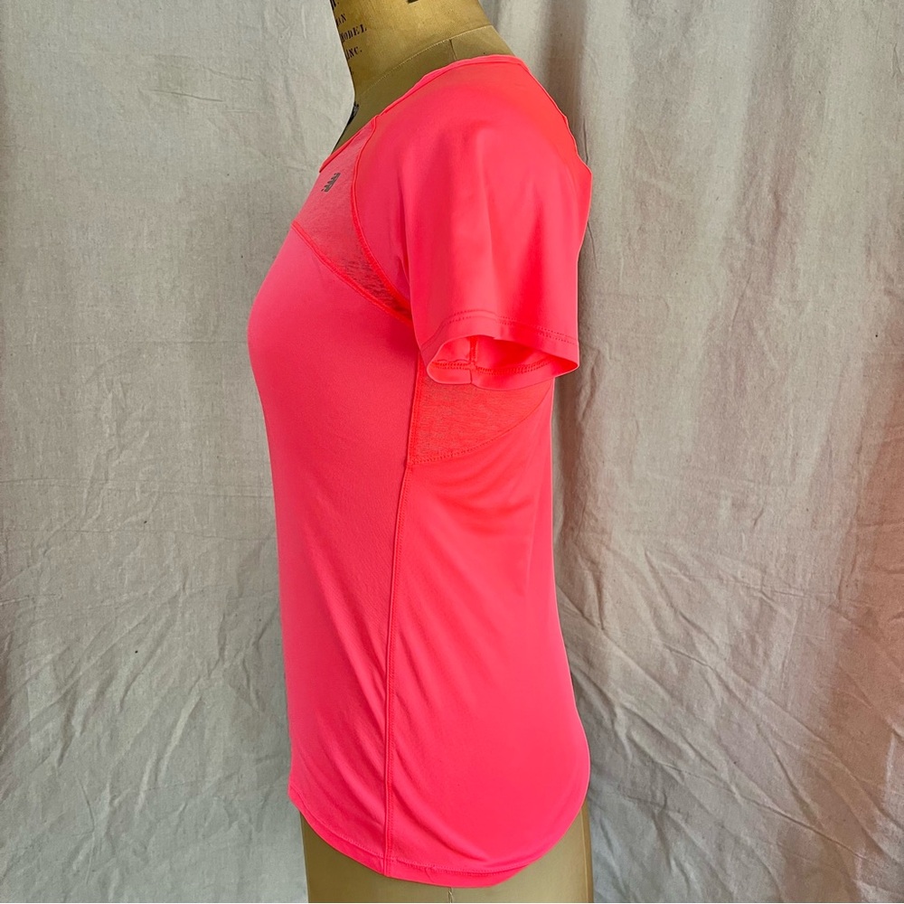 2/$20 New Balance Women’s Short Sleeve Crewneck Athletic T-Shirt - Picture 3 of 12